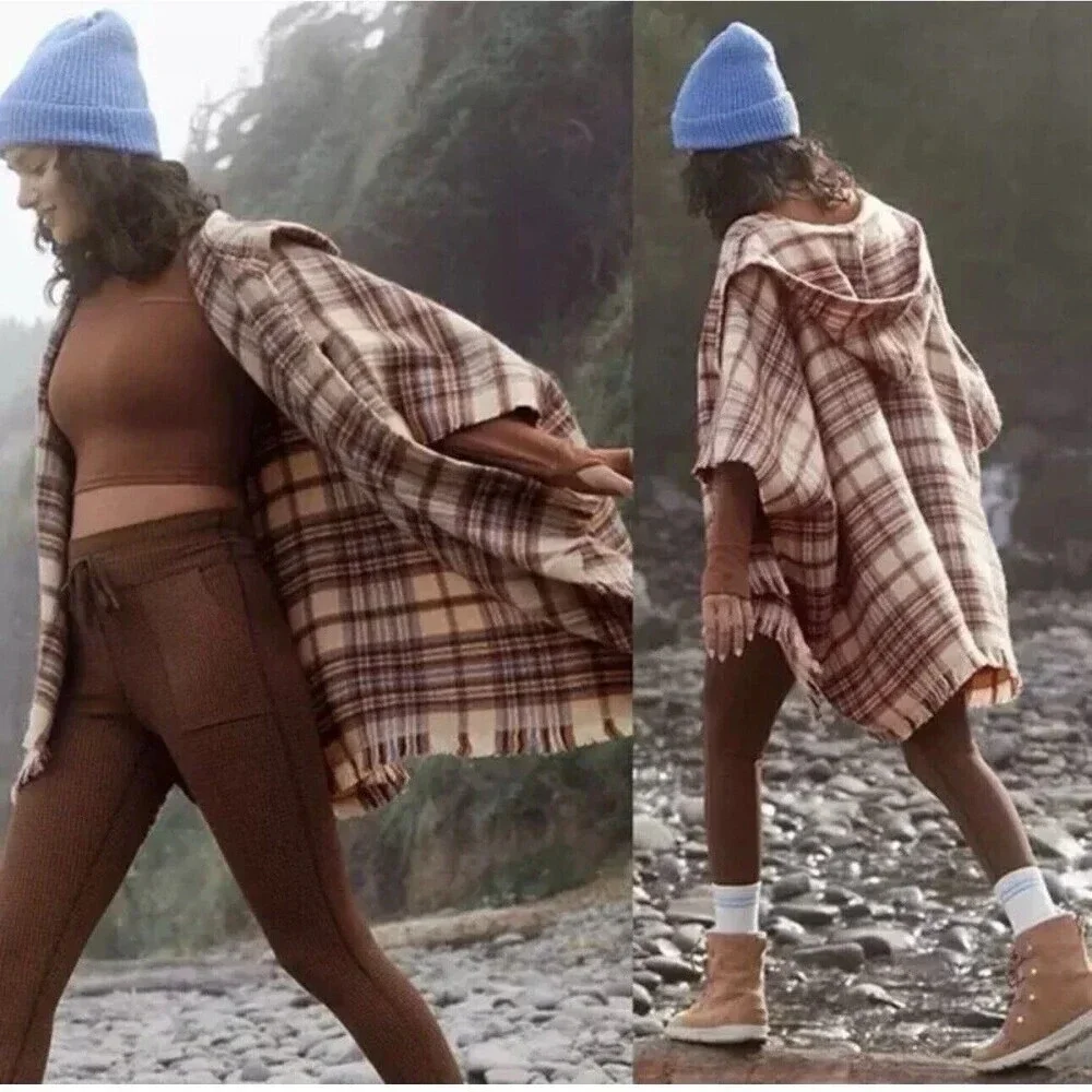 Aerie Hooded Plaid Poncho Shall Women's One Size Tan Toggle Front Closure